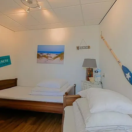 Celina - Juliana Aan Zee *