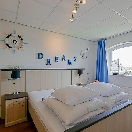 Celina - Juliana Aan Zee Apartament *